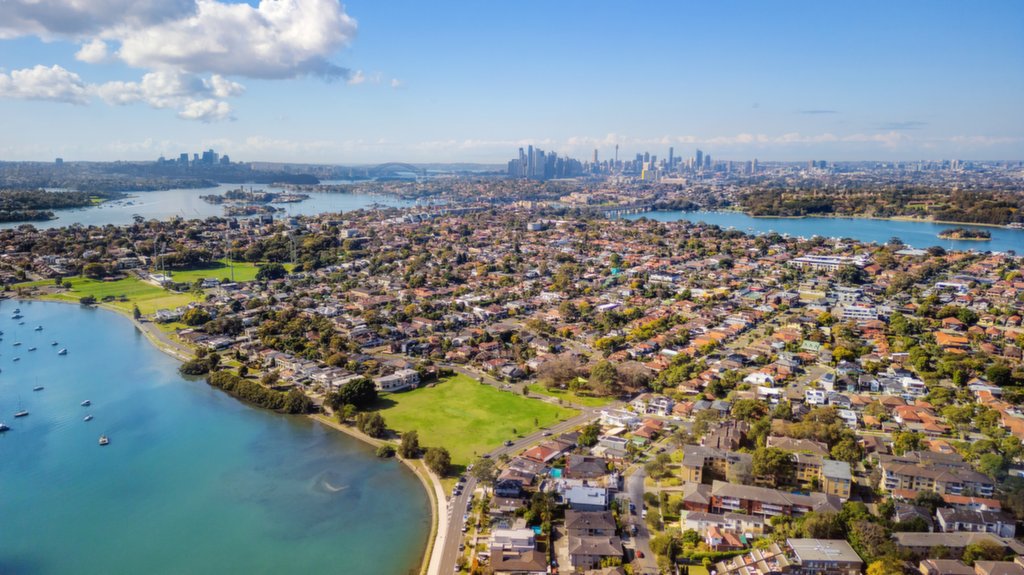 10 Bay Road, Russell Lea, 2046